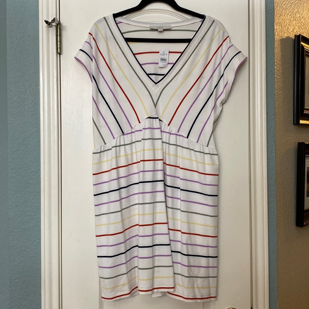 LOFT summer dress! NWT. Size M. Perfect for a hot summer day.